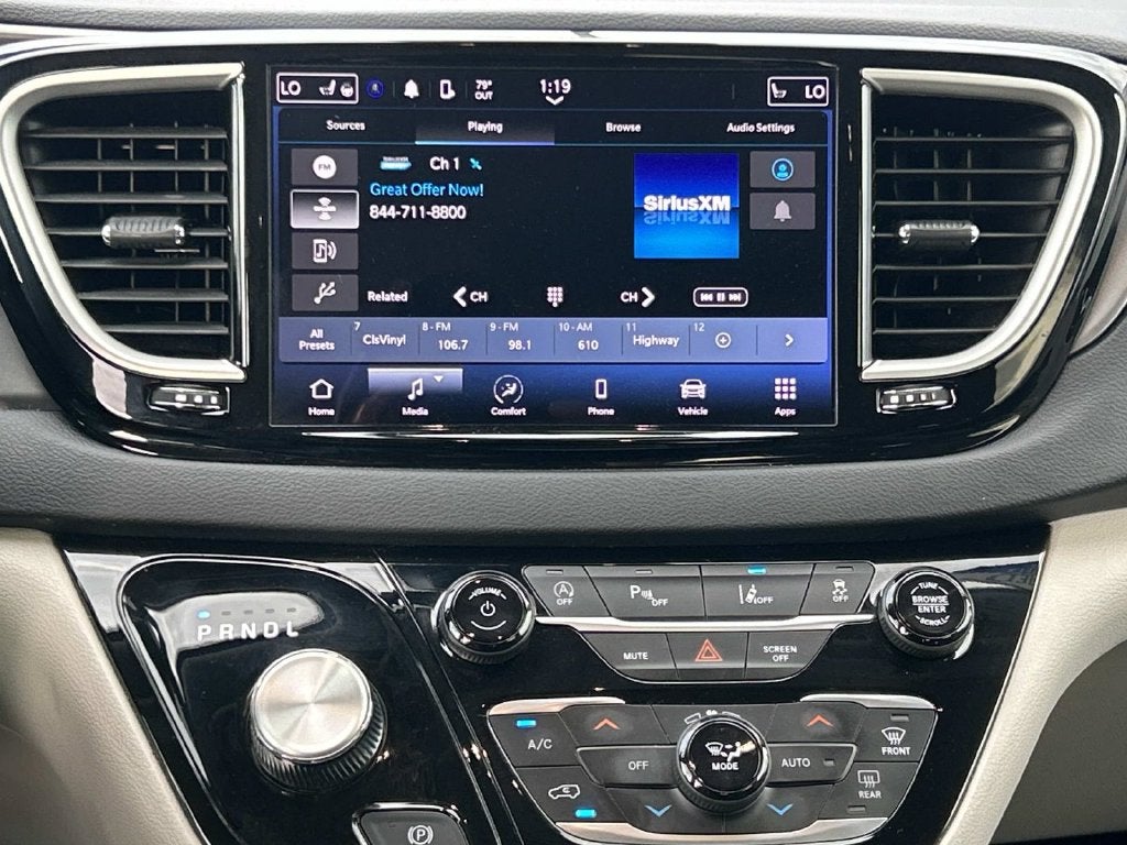 2023 Chrysler Pacifica Touring L