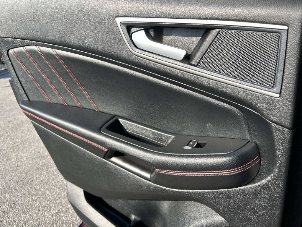 2024 Ford Edge ST Line