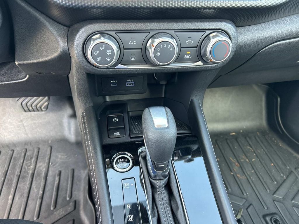 2023 Nissan Kicks SV
