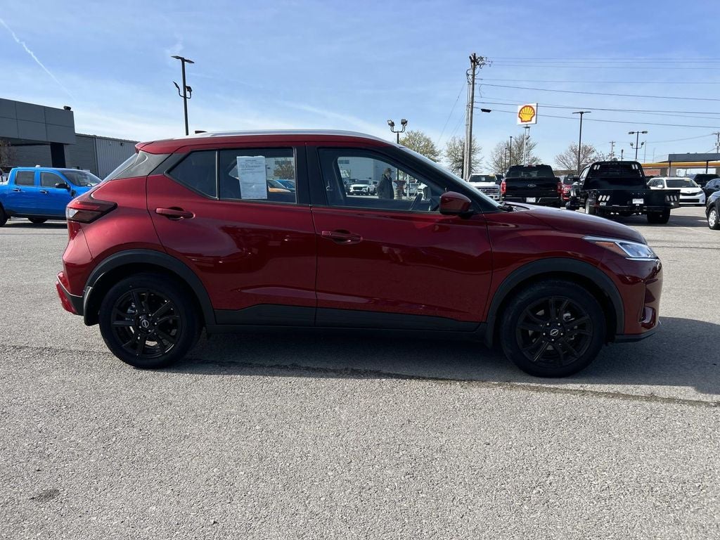 2023 Nissan Kicks SV