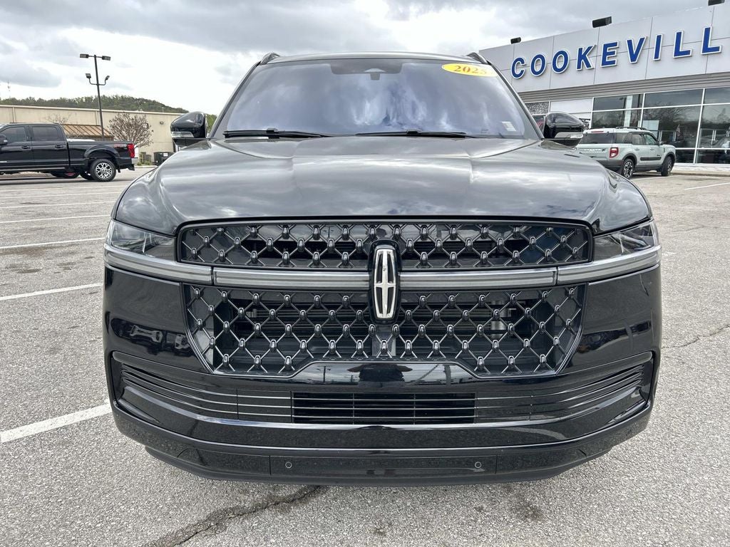 2025 Lincoln Navigator L Reserve