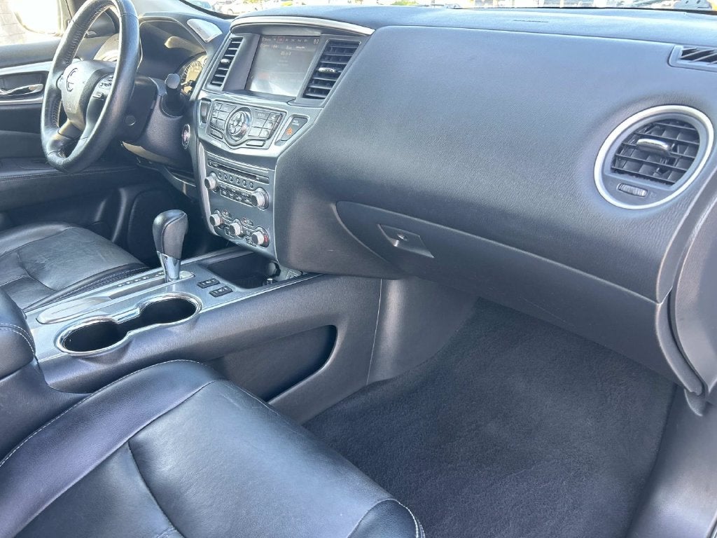 2019 Nissan Pathfinder SL