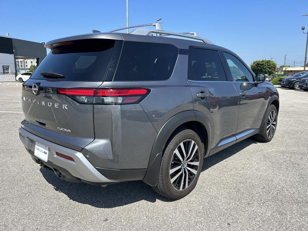 2024 Nissan Pathfinder Platinum