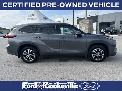 2022 Toyota Highlander XLE