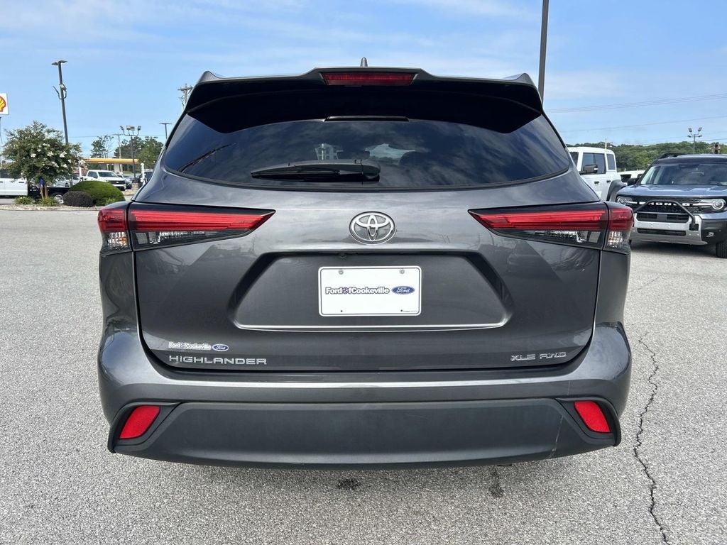 2022 Toyota Highlander XLE