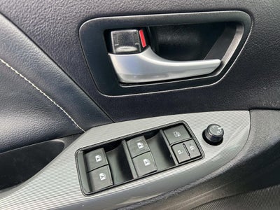 2016 Toyota Sienna SE 8 Passenger
