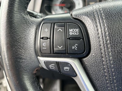 2016 Toyota Sienna SE 8 Passenger