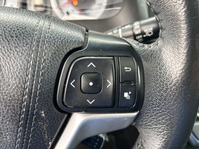 2016 Toyota Sienna SE 8 Passenger