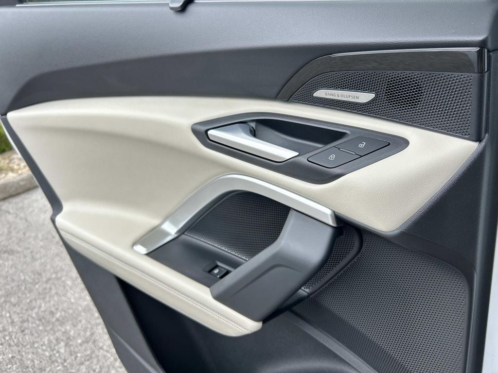 2025 Audi New Q5 2.0T Prestige quattro