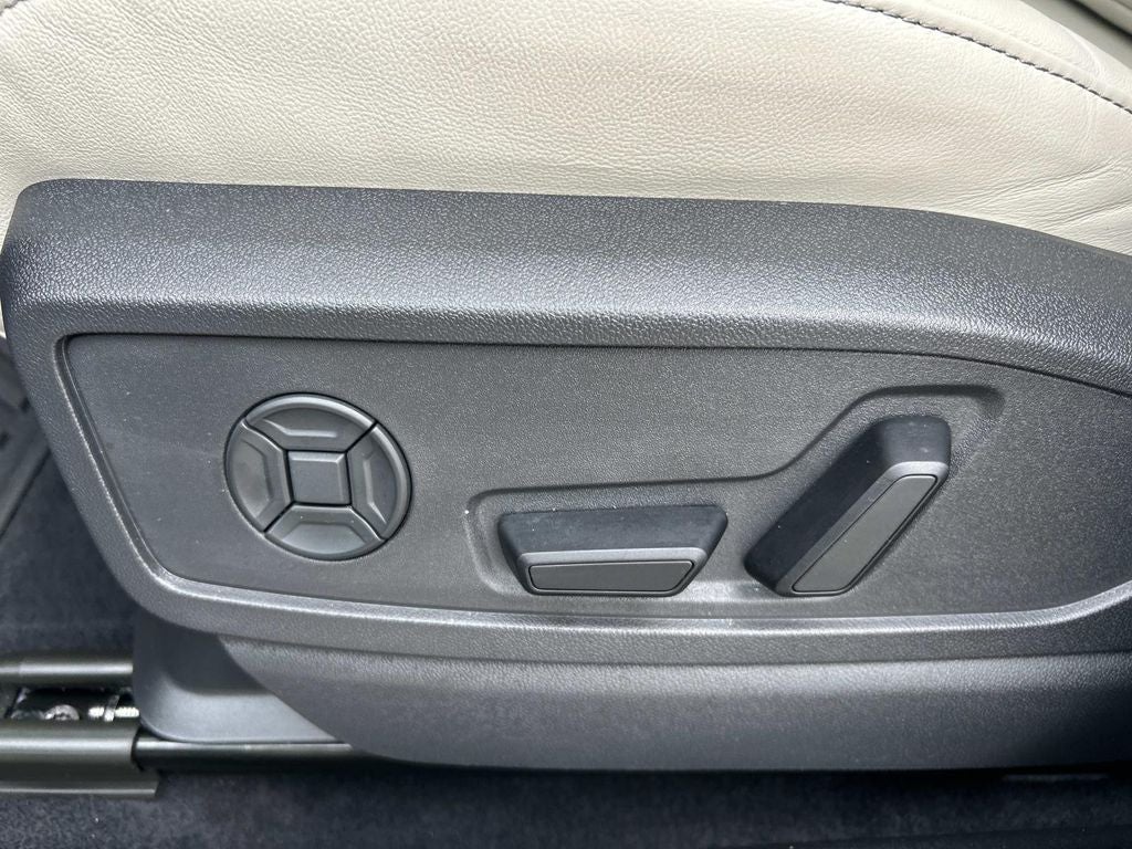 2025 Audi New Q5 2.0T Prestige quattro