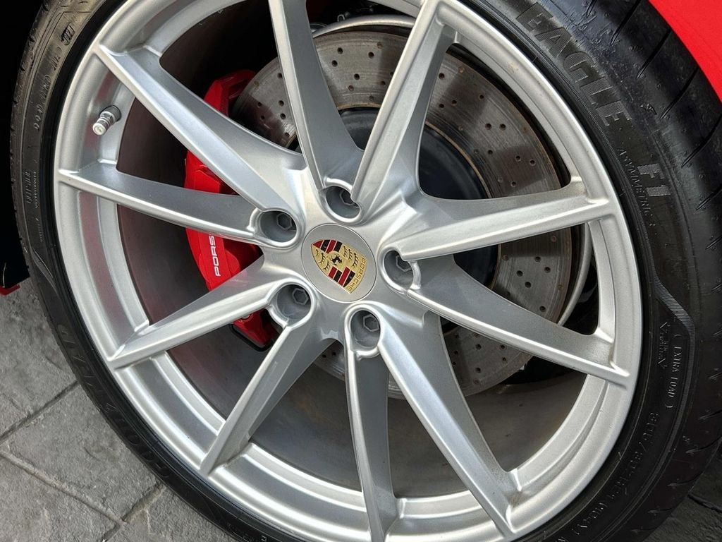 2024 Porsche 911 Carrera GTS