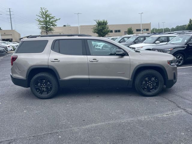 2023 GMC Acadia AT4