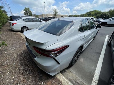 2022 Toyota Camry SE
