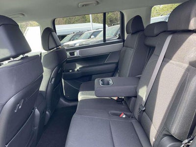 2026 Hyundai Santa Fe SE FWD