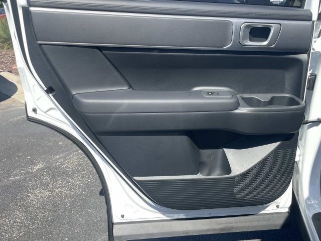 2027 Hyundai Santa Fe SE