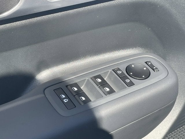 2027 Hyundai Santa Fe SE