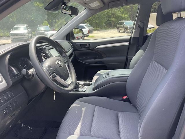 2019 Toyota Highlander LE