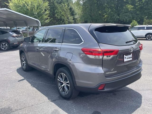 2019 Toyota Highlander LE