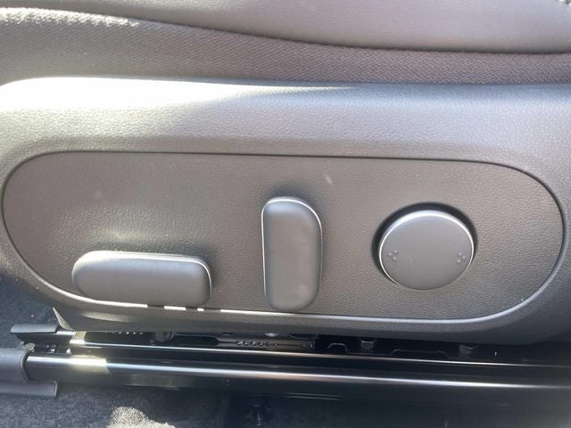 2027 Hyundai Kona SEL Premium