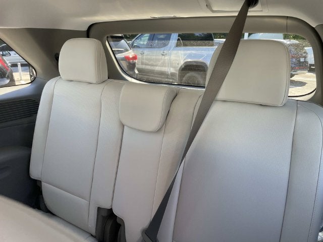2027 Hyundai Palisade SEL 8 Passenger