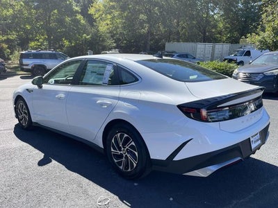2026 Hyundai Sonata Hybrid Blue