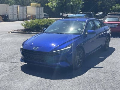 2022 Hyundai Elantra SEL