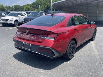 2026 Hyundai Elantra SEL Sport