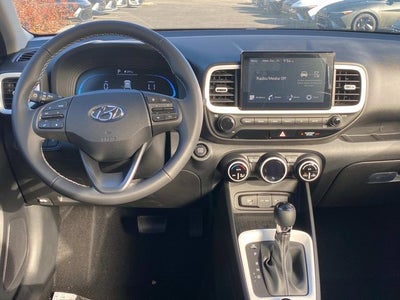 2026 Hyundai Venue SEL w/Two-Tone Roof