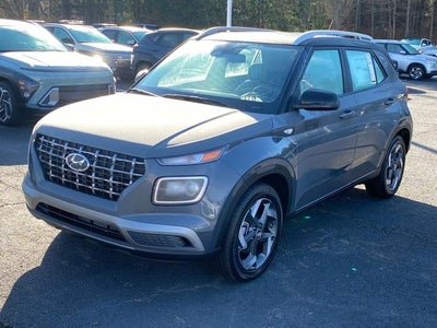 2026 Hyundai Venue SEL w/Two-Tone Roof