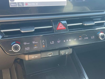 2023 Kia Niro SX