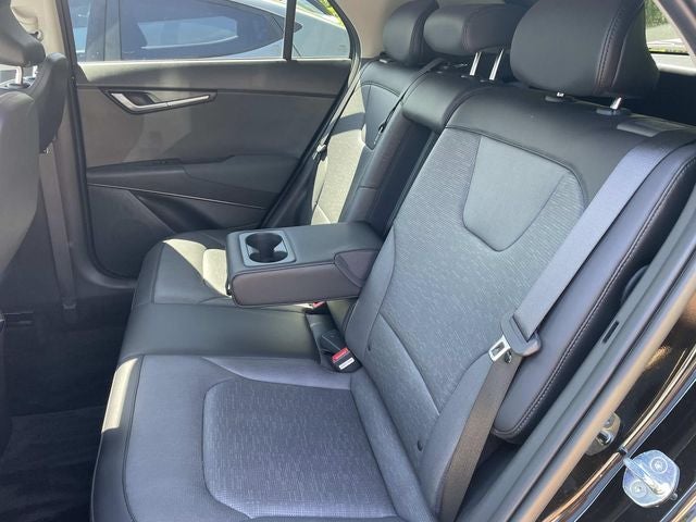 2023 Kia Niro SX