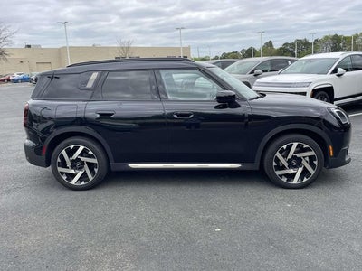 2025 MINI Cooper S Countryman Iconic