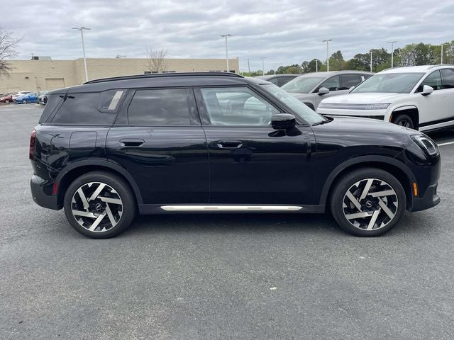 2025 MINI Cooper S Countryman Iconic