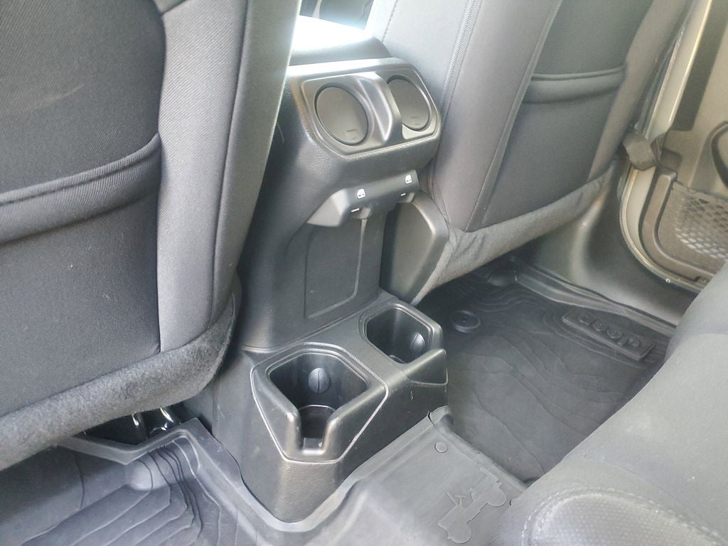 2022 Jeep Wrangler Sport S