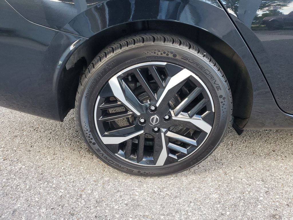 2024 Nissan Versa 1.6 SR