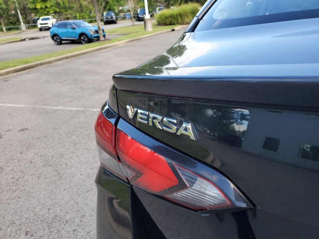 2024 Nissan Versa 1.6 SR