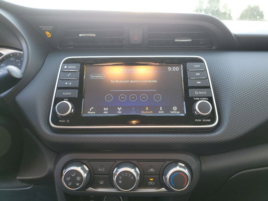 2025 Nissan Kicks Play S