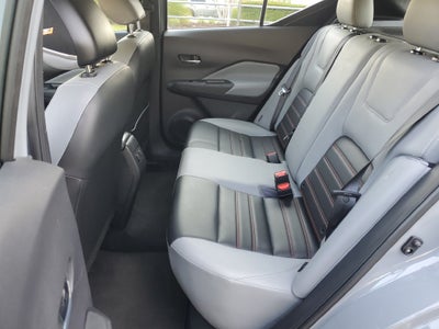 2021 Nissan Kicks SR