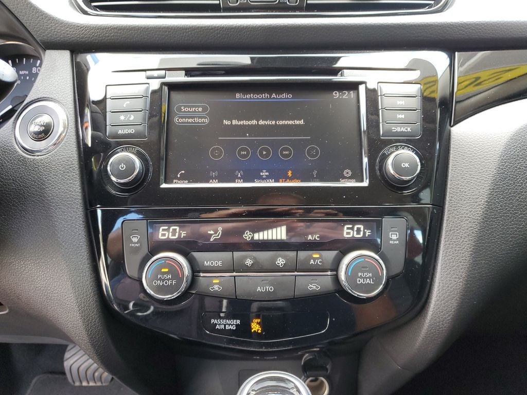 2022 Nissan Rogue Sport SV