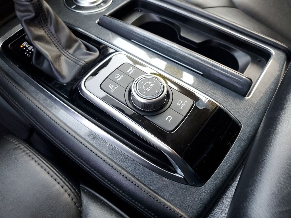 2024 Nissan Armada SV
