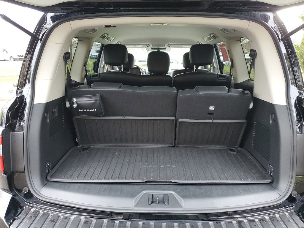 2024 Nissan Armada SV