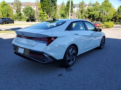 2025 Hyundai Elantra SEL Convenience