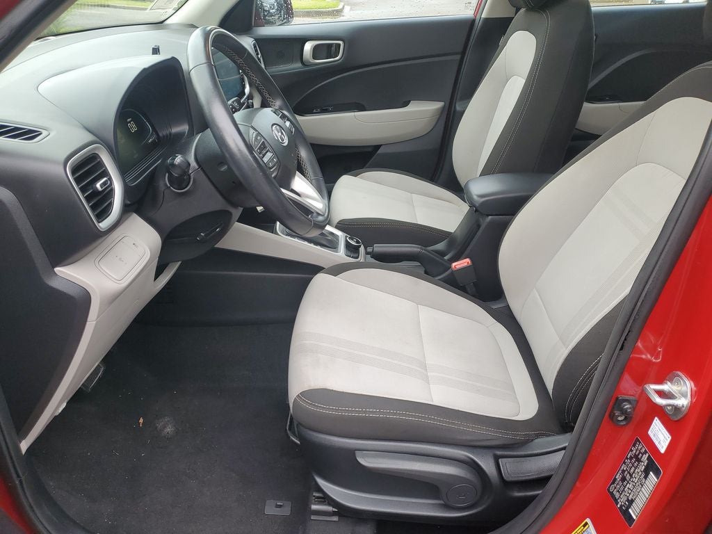 2023 Hyundai Venue SEL