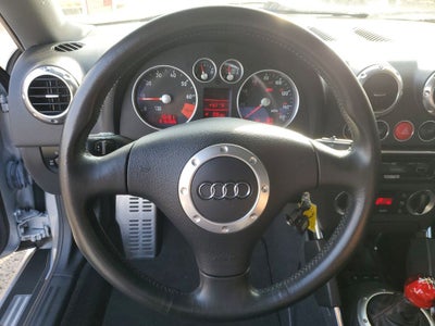 2002 Audi TT 1.8T quattro
