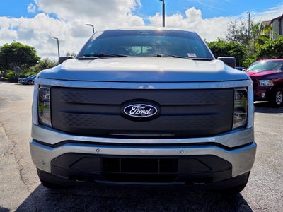 2025 Ford F-150 Lightning Flash