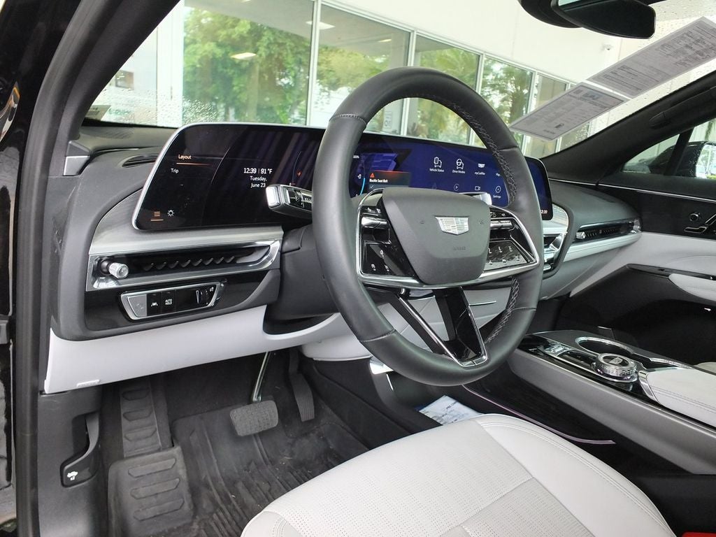 2025 Cadillac LYRIQ Luxury