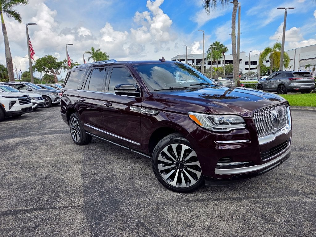 2023 Lincoln Navigator L Reserve