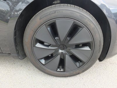 2025 Tesla Model 3 Standard