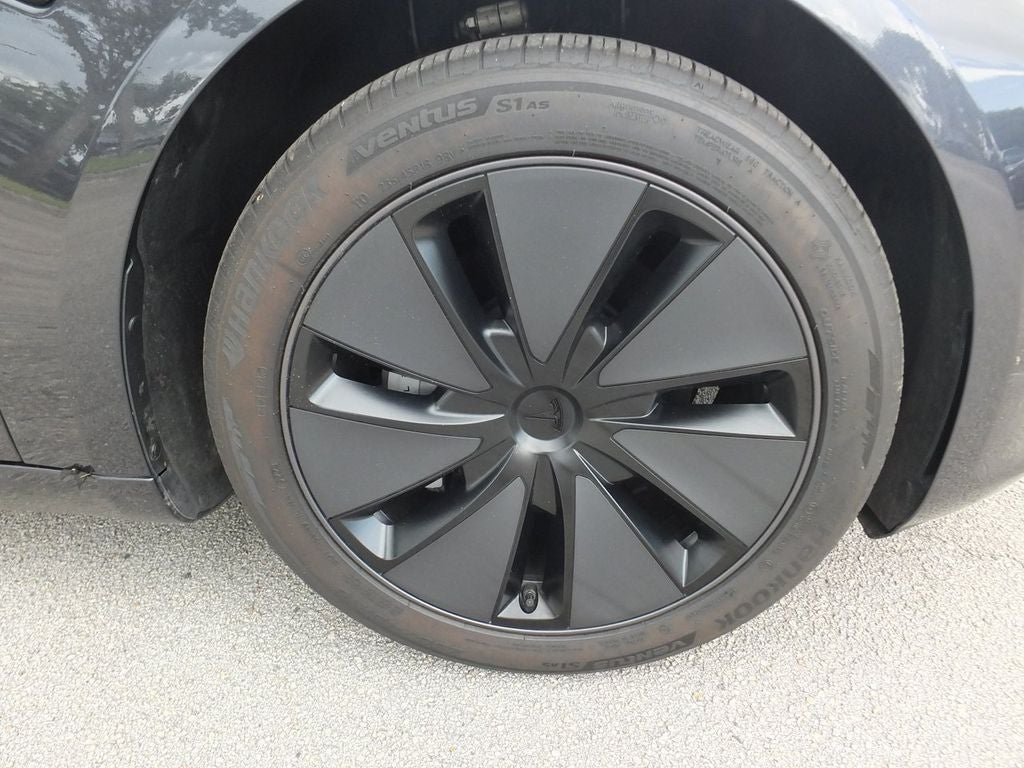 2025 Tesla Model 3 Standard