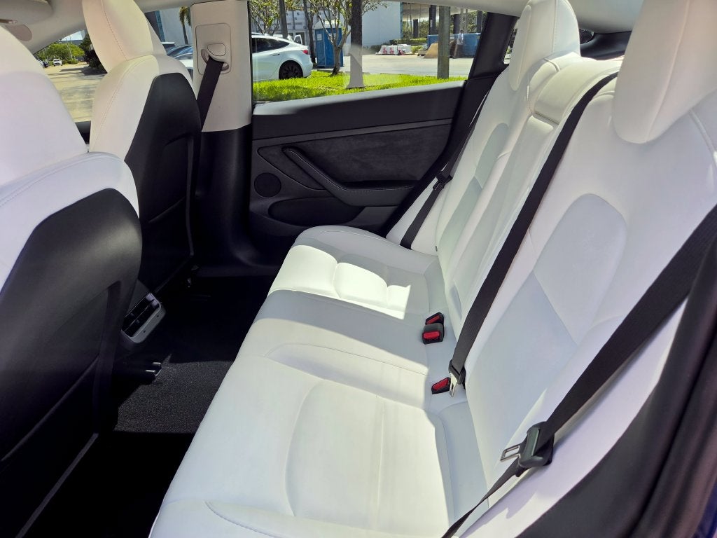 2023 Tesla Model 3 Performance